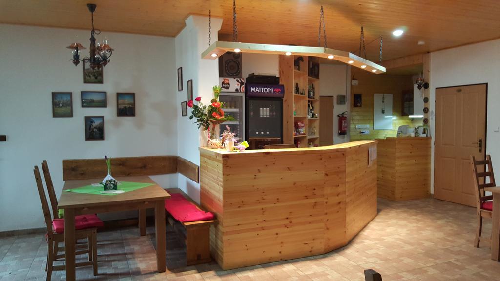 Mělník Penzion Eqilon酒店 外观 照片
